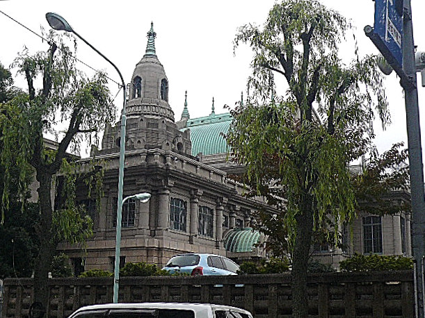 中銀築地マンシオン　築地本願寺