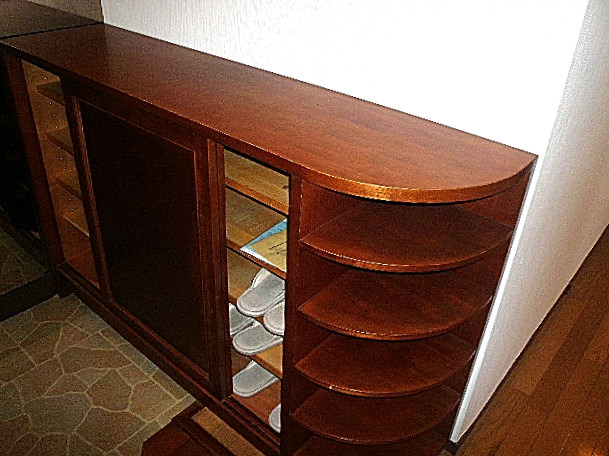 麻布網代マンション　玄関収納　カウンター付