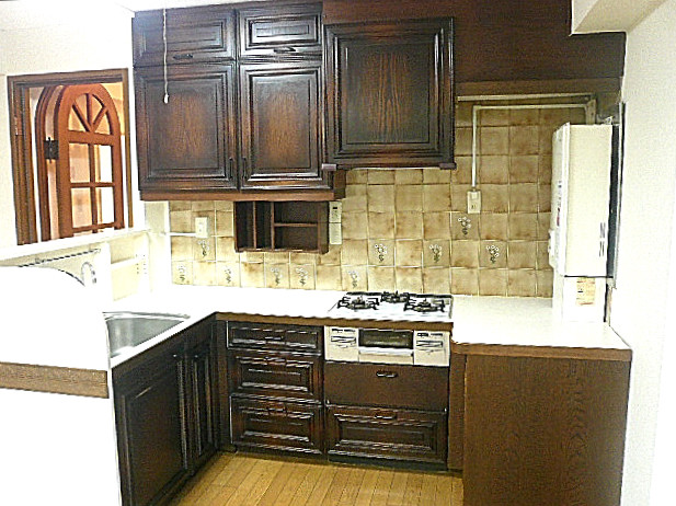 麻布網代マンション　コの字型キッチン