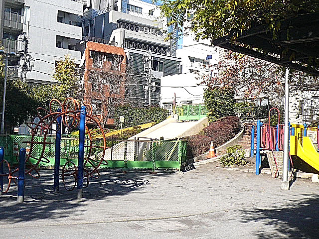 麻布網代マンション　網代公園