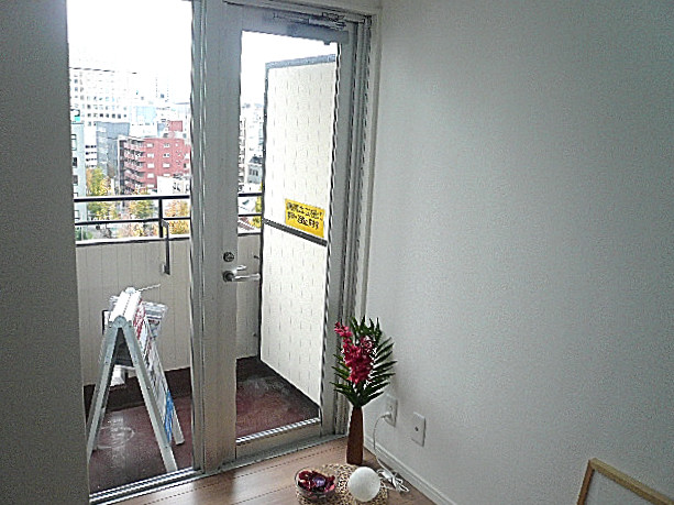 ヴェラハイツ日本橋箱崎　バルコニードア