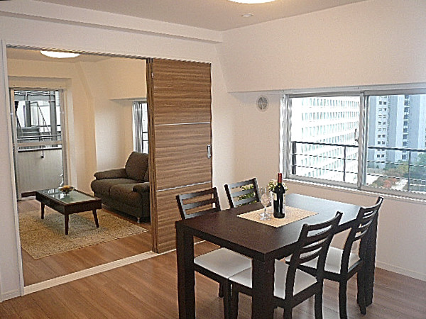 ヴェラハイツ日本橋箱崎　眺望を楽しめる10帖のＬＤＫ