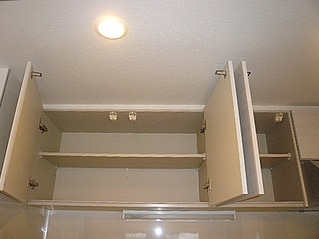 ヴェラハイツ日本橋箱崎　吊戸棚