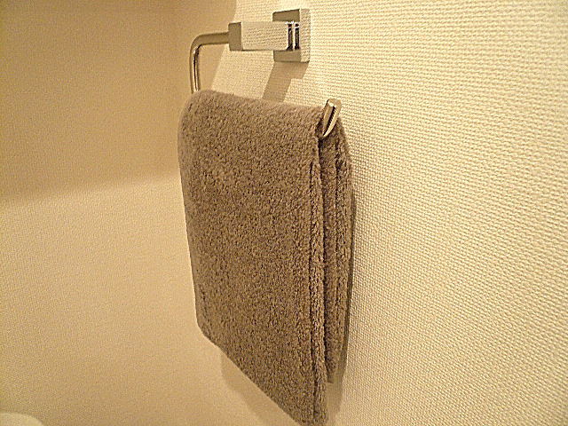 トーア新富マンション　タオルハンガー