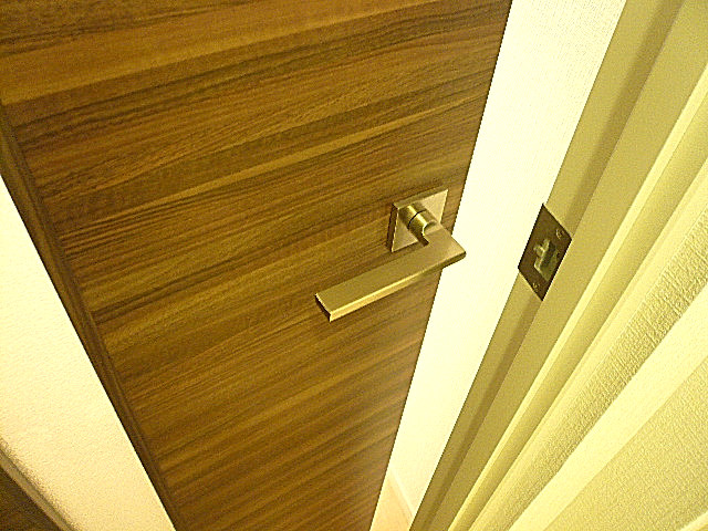 弦巻リハイム　LDKへの扉