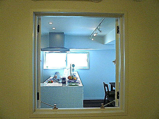 マンション駒場　洋室6.0帖窓303