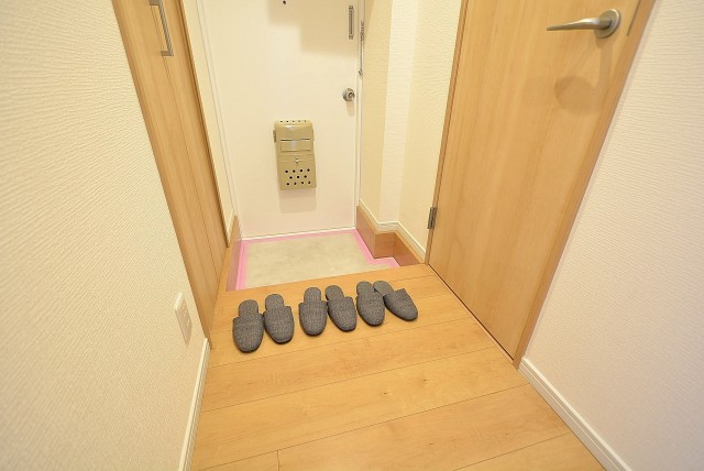 東海経堂マンション4F 玄関