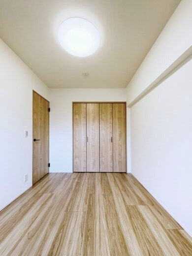 サンファミール西早稲田 洋室2