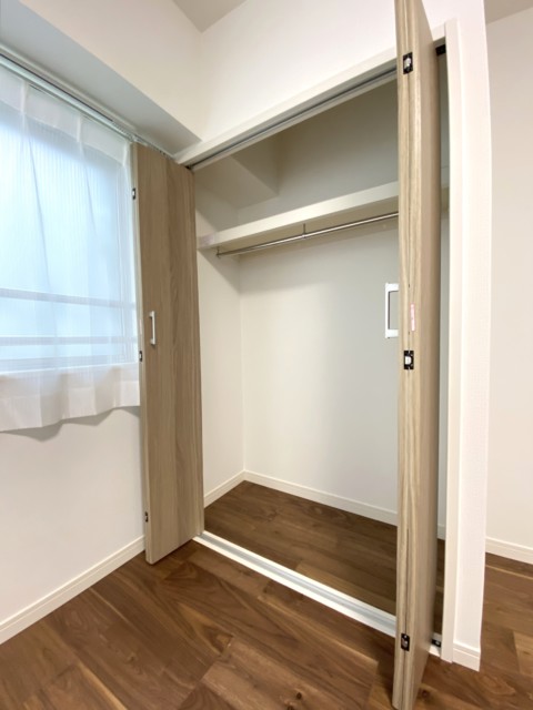 ストークマンション三田 洋室1