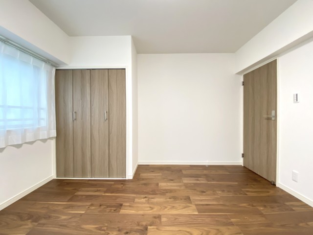 ストークマンション三田 洋室1