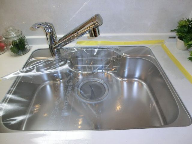 シンクの水栓は浄水器内蔵型