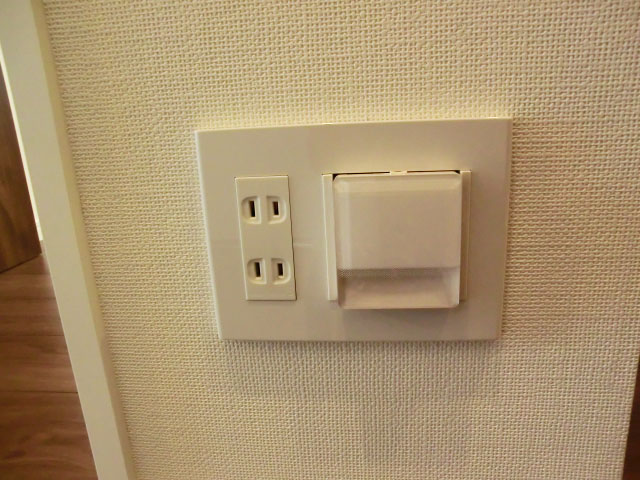 足元にはフットライト設置されていました