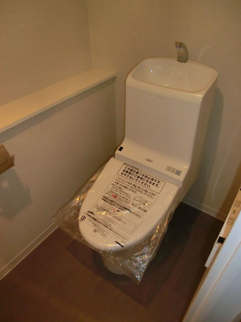 ウォシュレット付トイレ