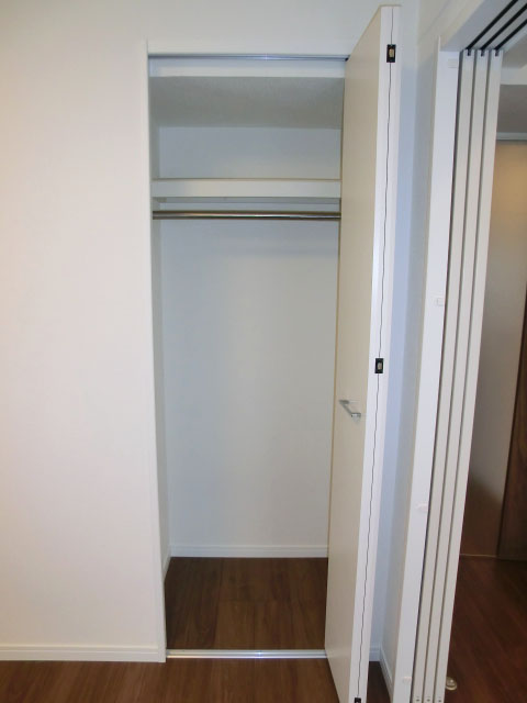 約4.4帖の洋室　収納