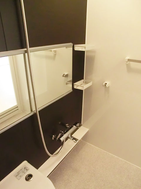 ハイホーム本陣　リラックスできそうなバスルーム