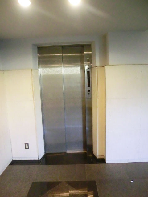 パーク・ハイム池袋本町　エレベーター