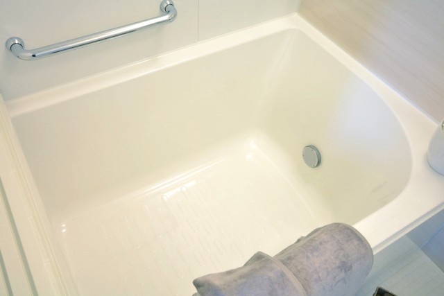 松濤ハウス　追い焚きと浴室乾燥機能付きバスルーム