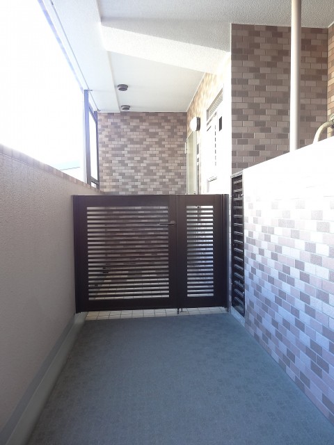 ポーチがついて戸建感覚