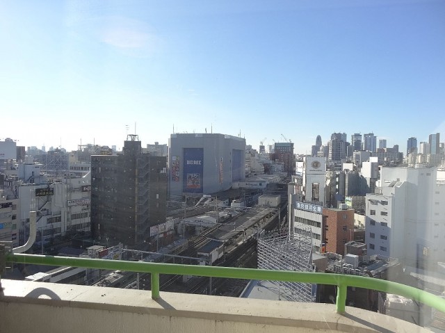 トキワパレス　リビング窓からの眺望