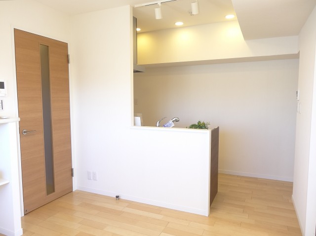 トキワパレス　対面式のシステムキッチン