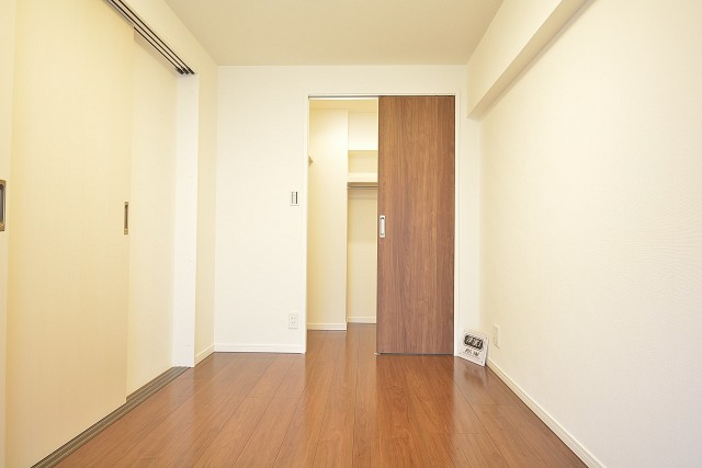 ストークマンション三田　約5.5畳の洋室のWIC