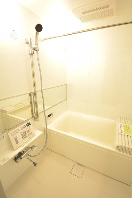 追い焚き機能付きバスルーム