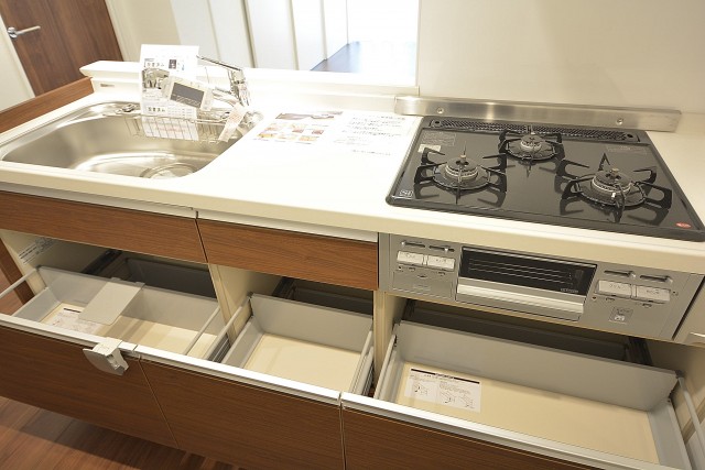 明石町アビタシオン　システムキッチン