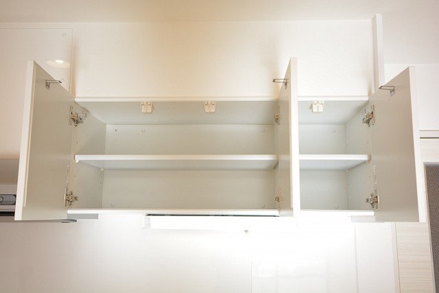 大森パークハイツ　システムキッチン収納