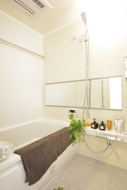 大森パークハイツ　追い焚きと浴室換気乾燥機能付きバスルーム