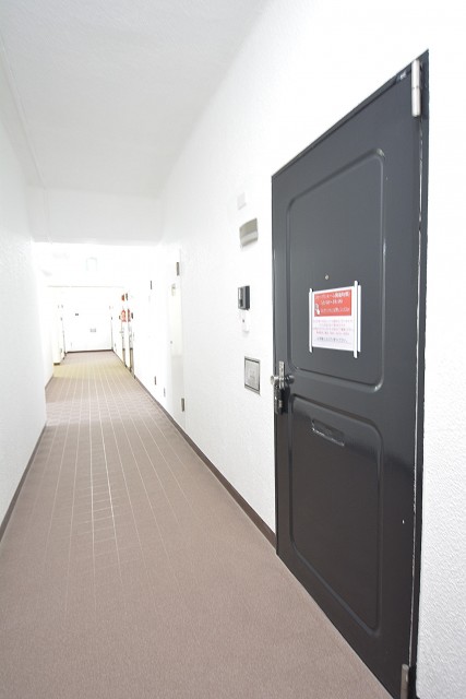 秀和南品川レジデンス　内廊下です