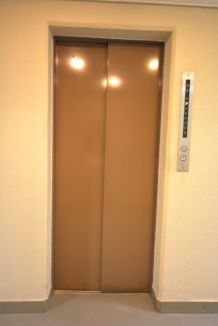 松濤ハウス　エレベーター