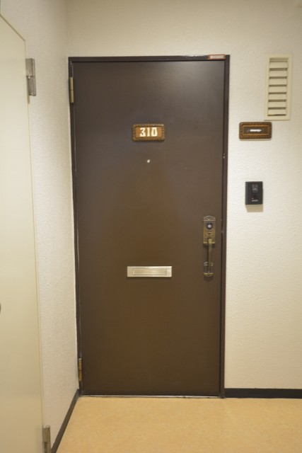 三田富洋ハイツ　角部屋です