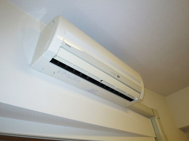 リビングにはエアコンがありました
