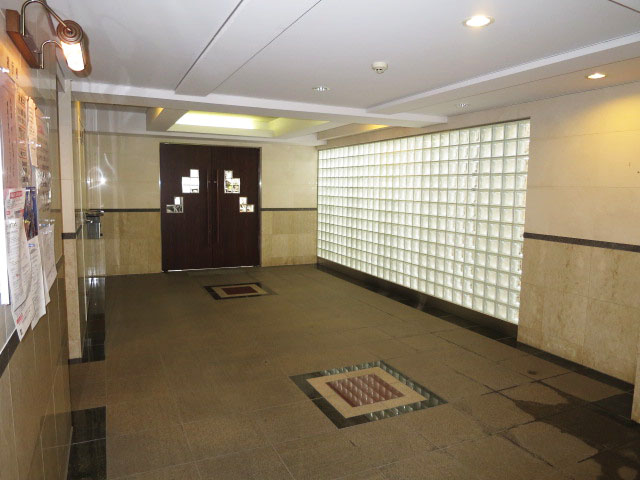 パークウェル文京千石　エントランス