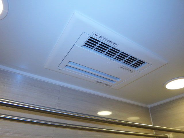 浴室換気乾燥機付