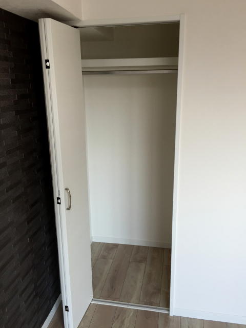 クレベール西新宿フォレストマンション　スタジオ収納