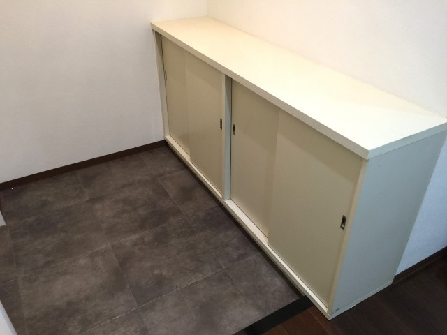 マンションフロイント麻布　シューズボックス