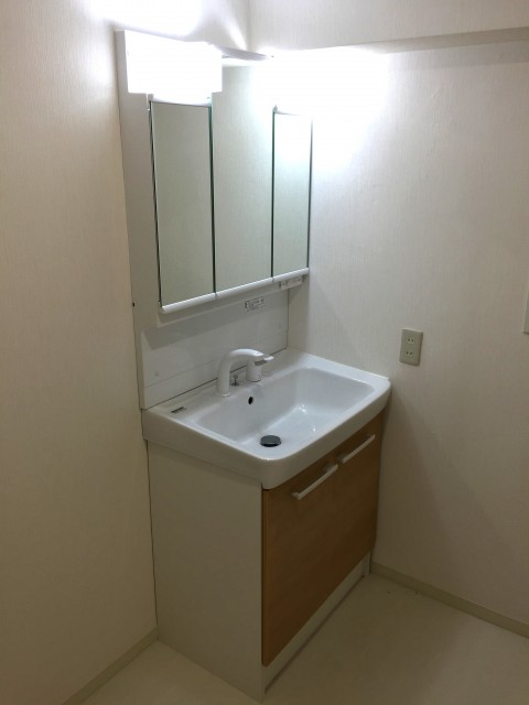 マンションフロイント麻布　洗面台