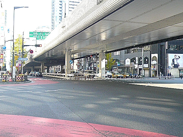 チュリス氷川坂　駅周辺