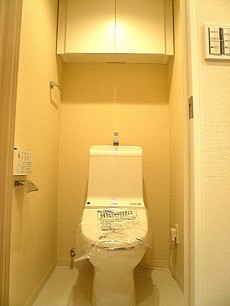 チュリス氷川坂　ウォシュレット一体型　トイレ　312