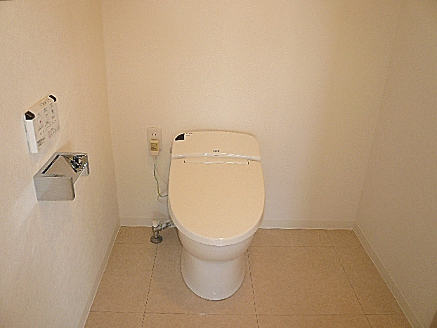 手洗い付トイレです。