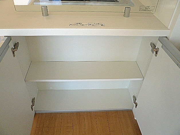 キッチン　LD側収納
