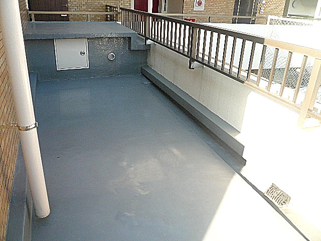 L字型バルコニー