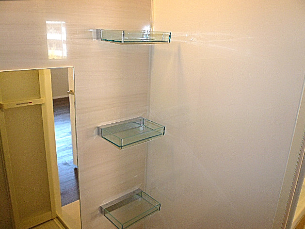 原宿ニュースカイハイツ　透明なトレイ