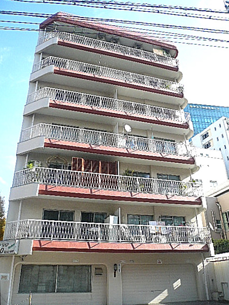 原宿ニュースカイハイツ　外観です。