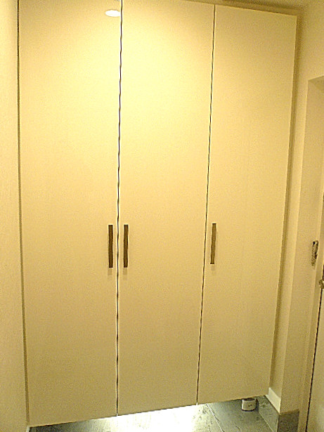 グリーンキャピタル広尾　充実した玄関収納