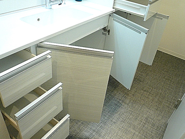 グリーンキャピタル広尾　洗面化粧台