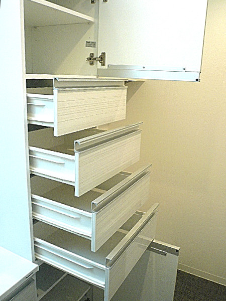 グリーンキャピタル広尾　洗面化粧台