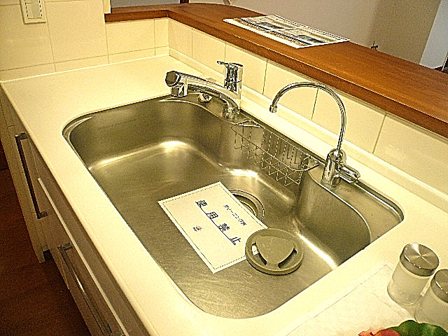 キッチン　シンクも広々