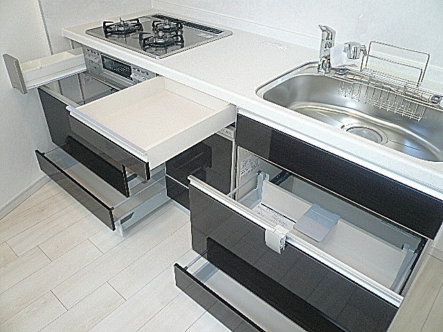 キッチン　収納